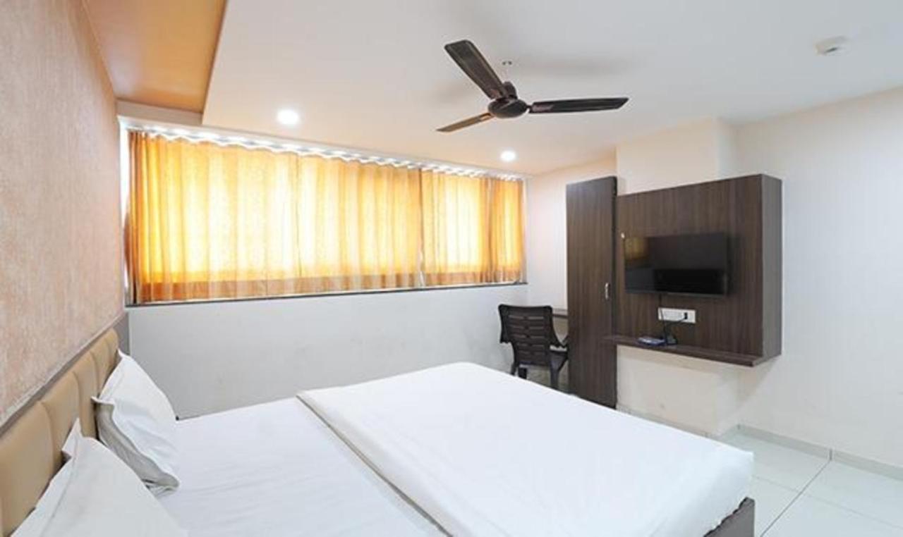 Fabhotel The Heaven Ahmedabad Exterior foto